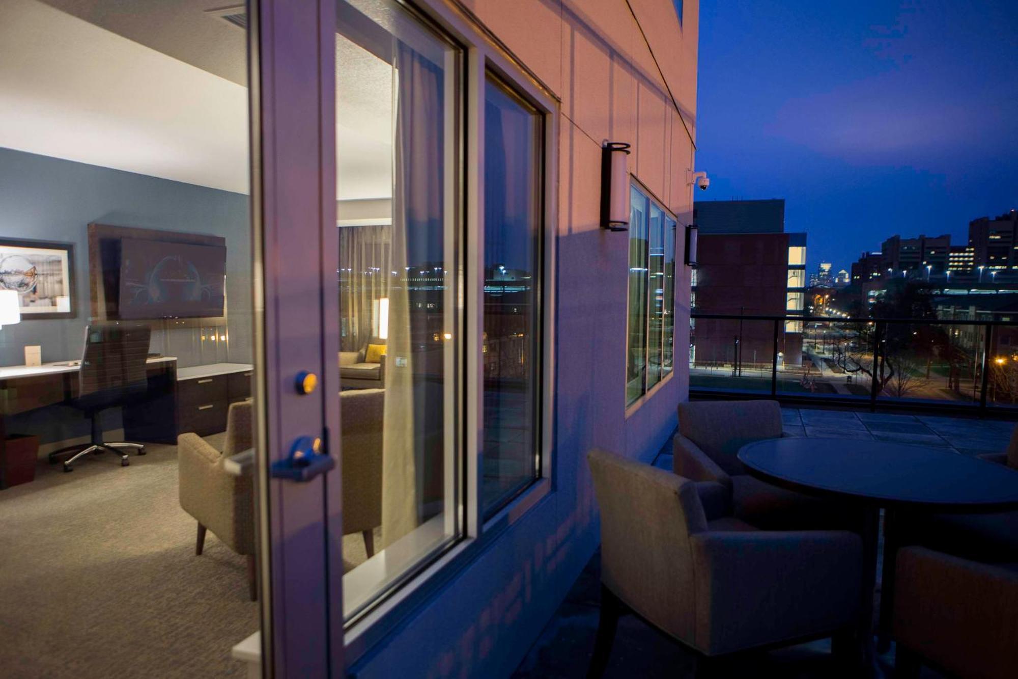 Hilton Garden Inn Minneapolis - University Area Exterior foto